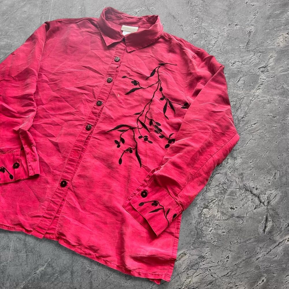 Vtg 00s Y2K floral embroidered red silk button up long sleeve shirt